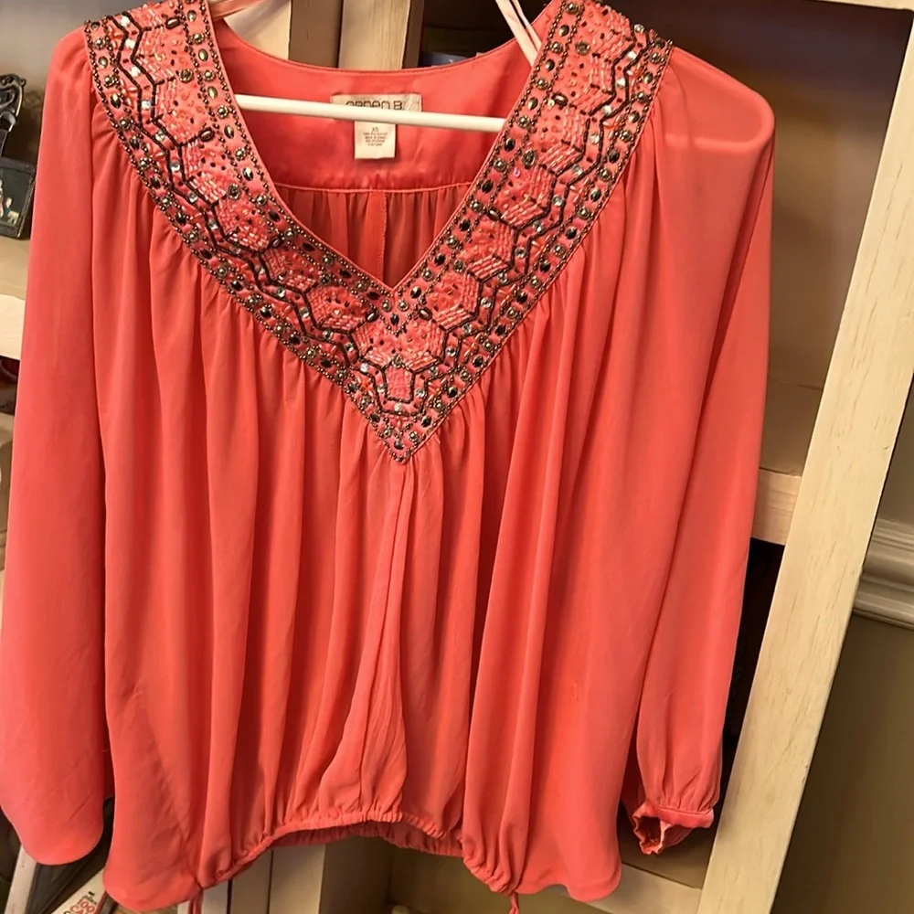 Beaded top - Picture 1 of 3